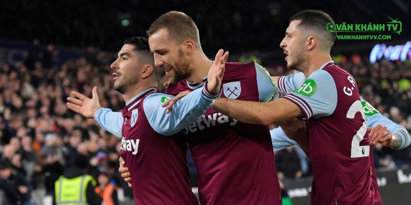 Phong độ Wolves: Wolves cần một chiến thắng đầu mùa để lấy lại tinh thần.