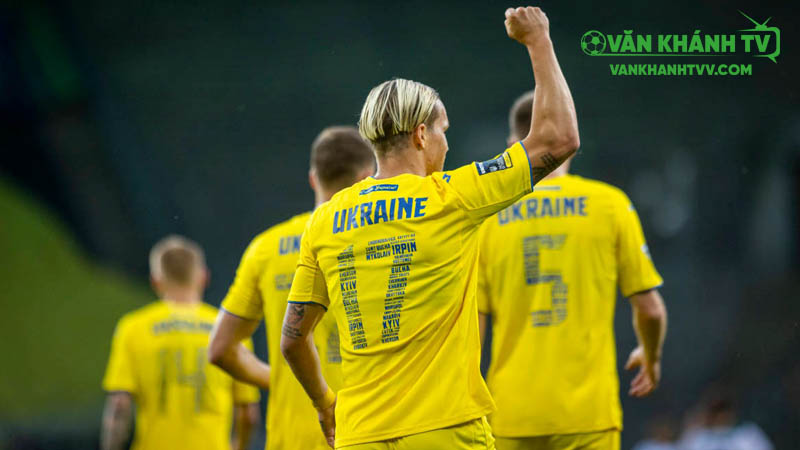 Ukraine: Thiếu ổn định trên sân trung lập